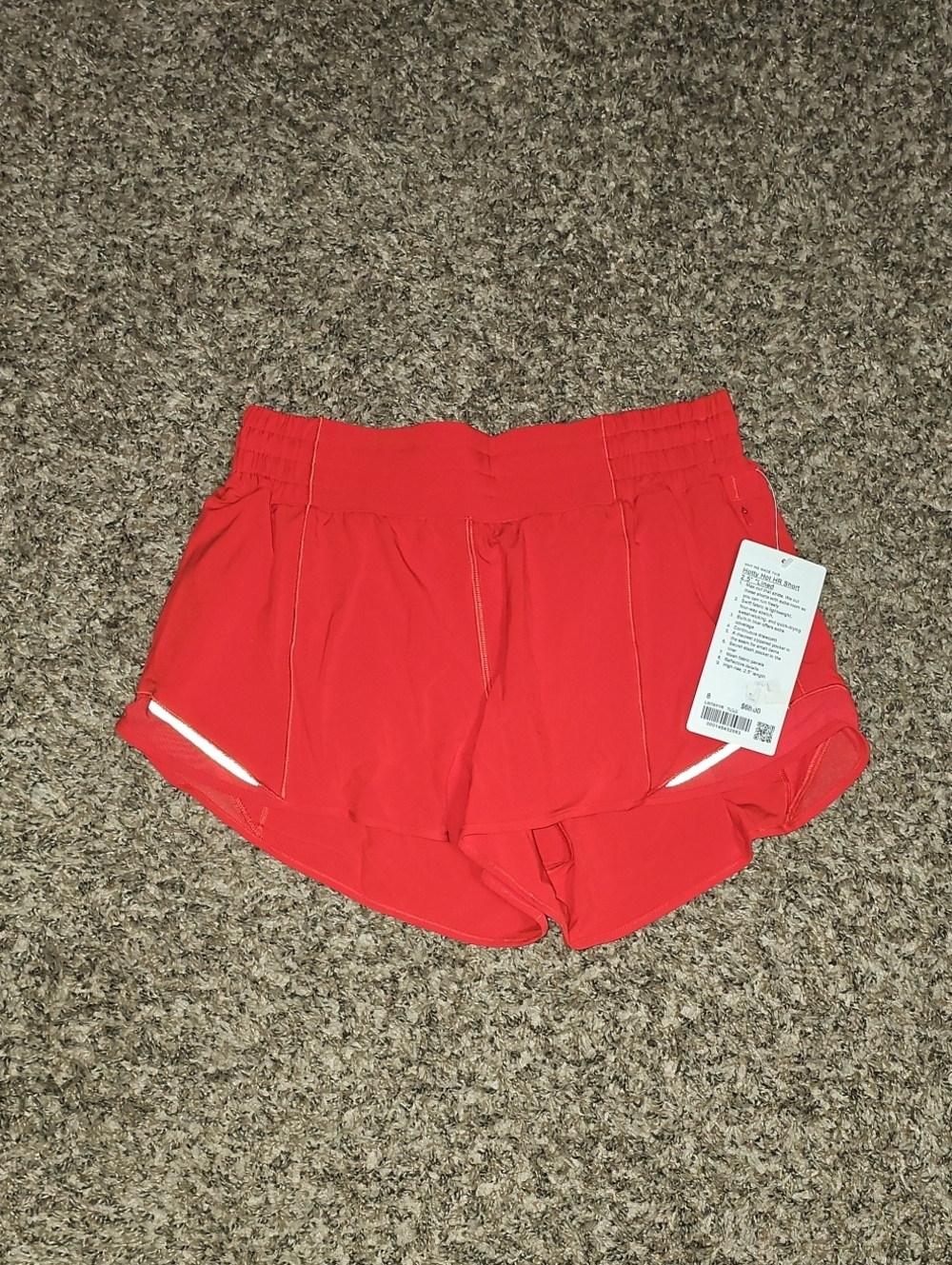 Lululemon Hotty Hot HR Short, 2.5" Inseam!! Nwts Lined Sz 8! TUED! True Red!